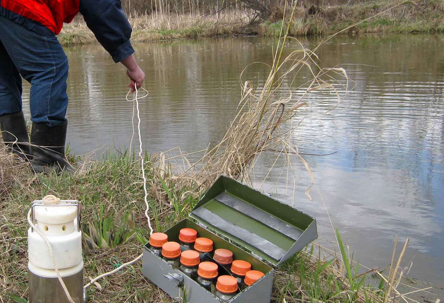 Краткое описание гидрологического режима водных объектов района участка изысканий